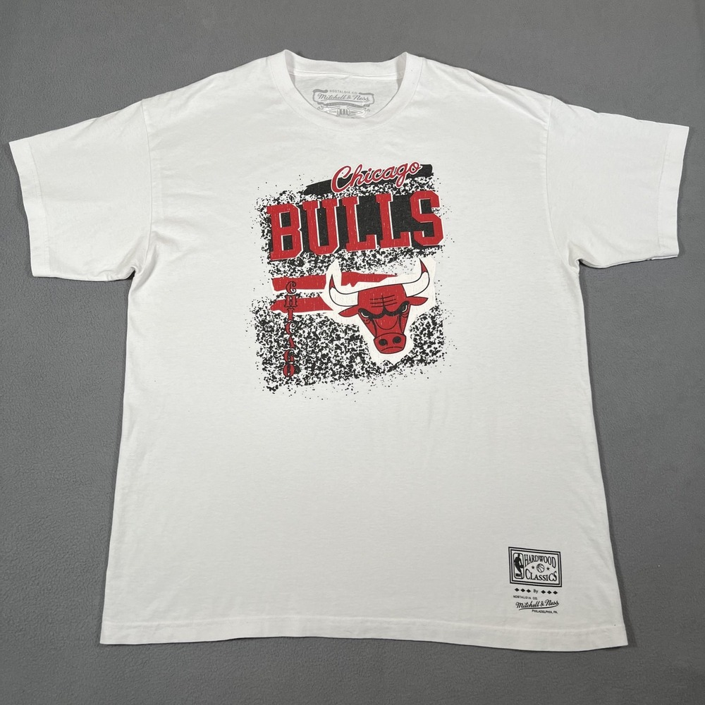 Chicago Bulls T Shirt Mens 2XL NBA Basketball Hardwood Classics Mitchell‎ Ness